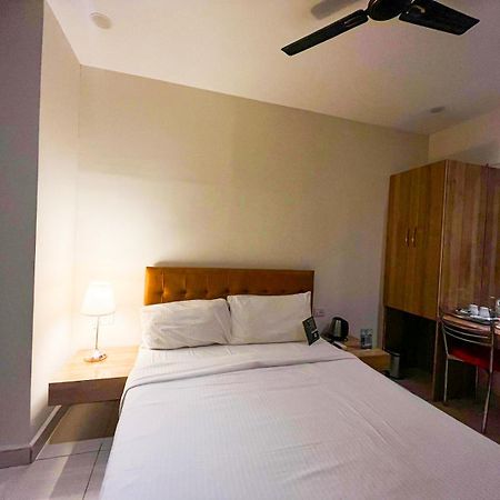 Hotel Hibiscus Tree- Bachupally 海得拉巴 外观 照片