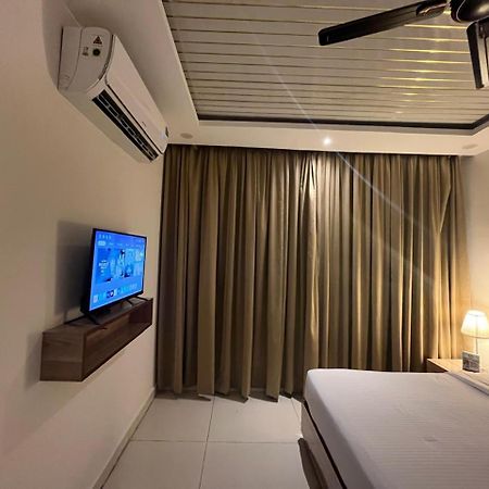 Hotel Hibiscus Tree- Bachupally 海得拉巴 外观 照片