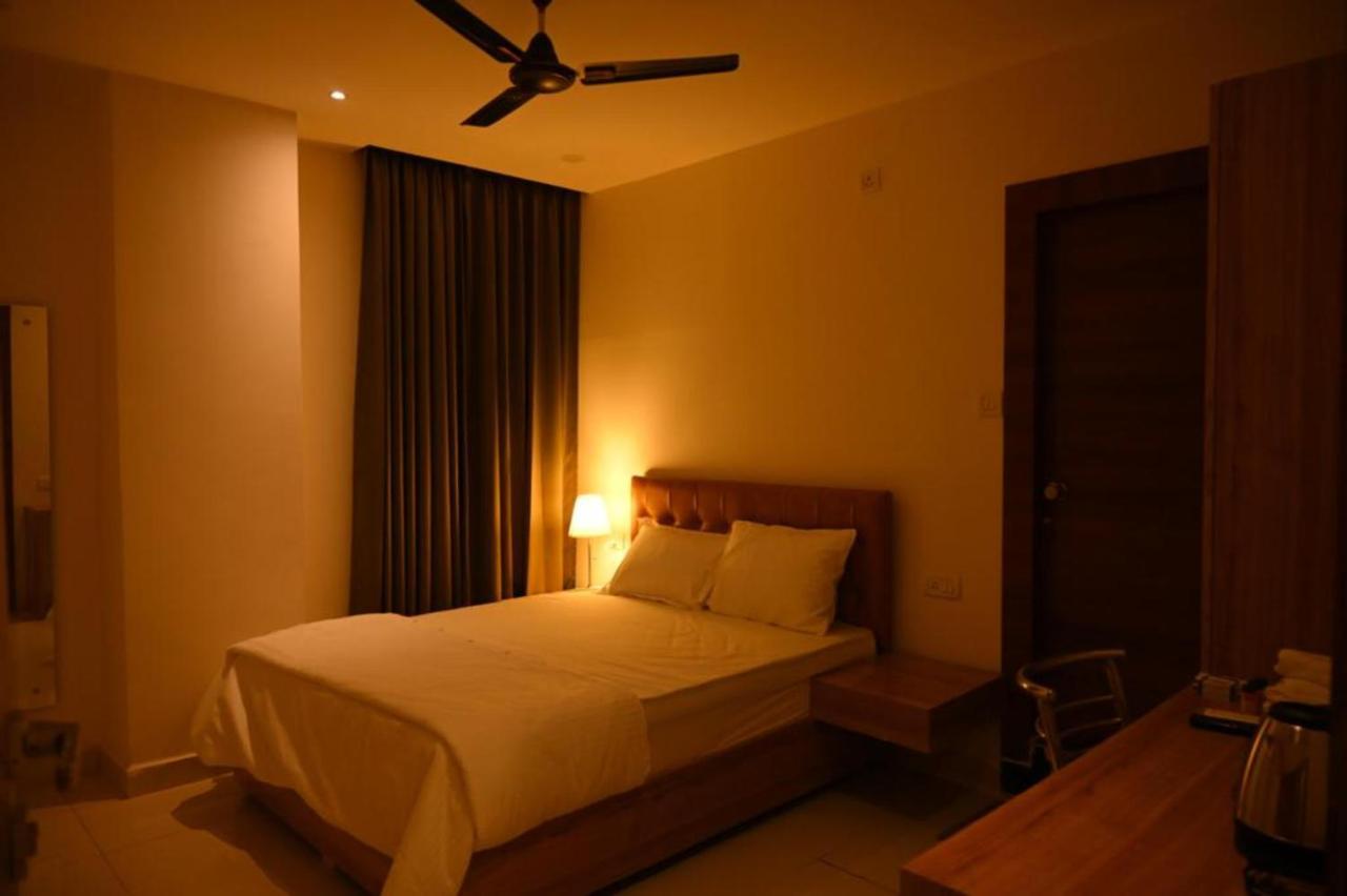 Hotel Hibiscus Tree- Bachupally 海得拉巴 外观 照片