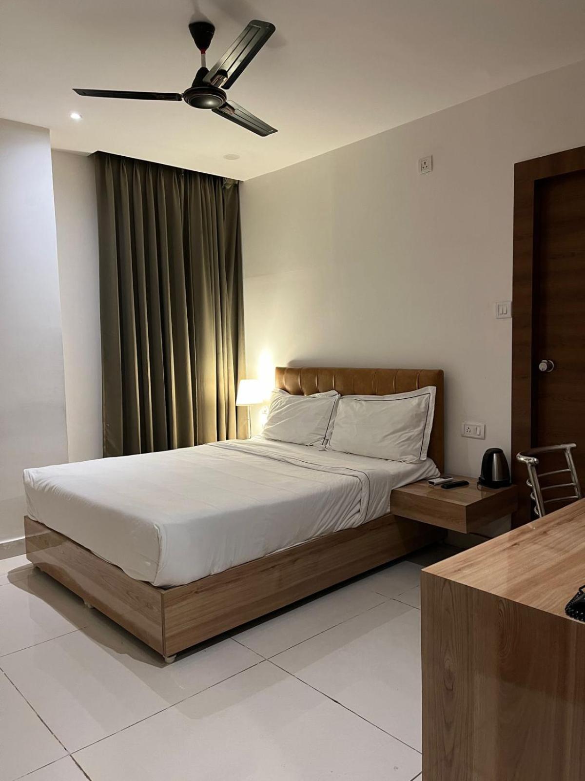 Hotel Hibiscus Tree- Bachupally 海得拉巴 外观 照片